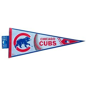 WinCraft Chicago Cubs MLB Baseball Pennant Walking Bear Logo Blue Red 2009‎ NOS